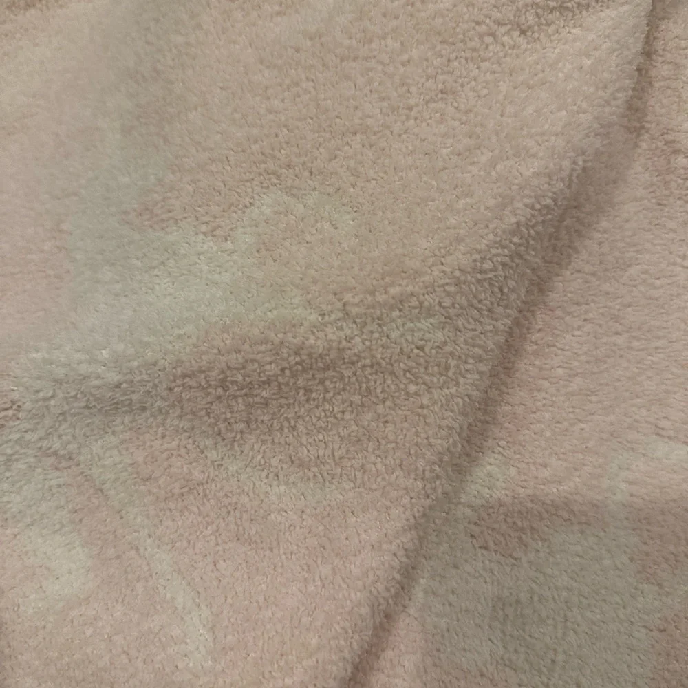 Soft throw blanket